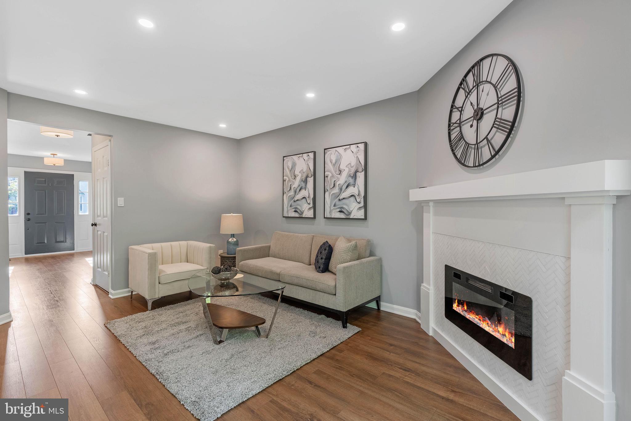 LANDSDOWNE - Residential