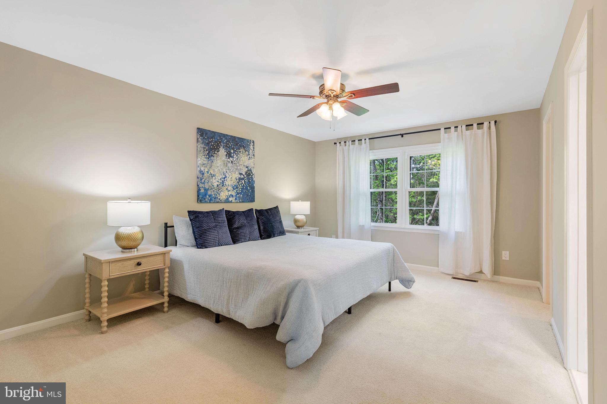 LANDSDOWNE - Residential