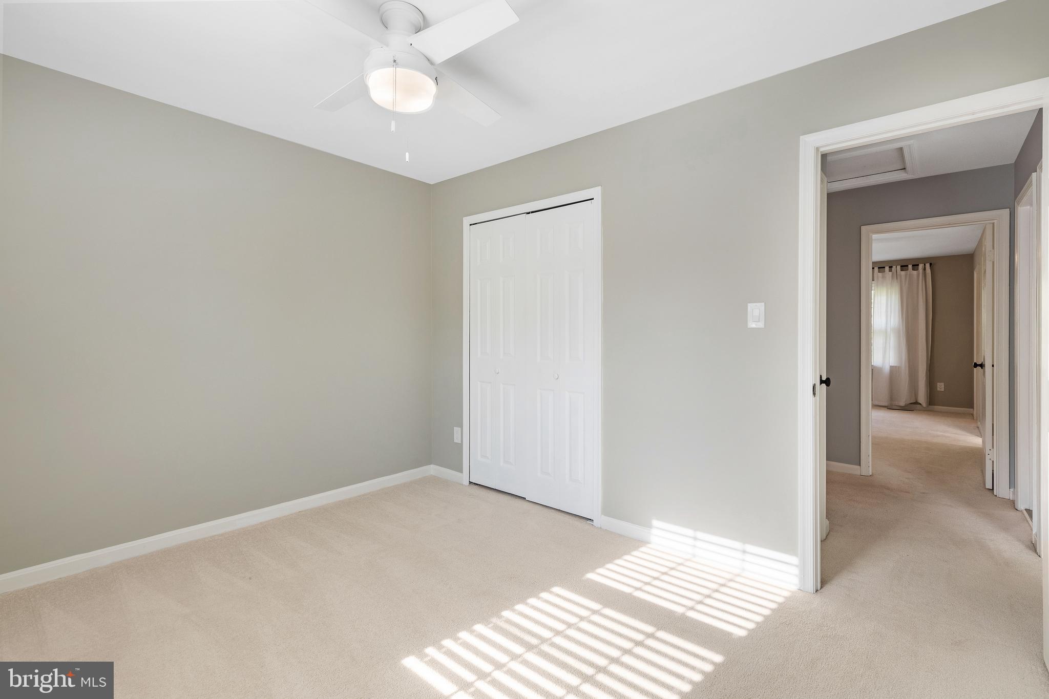 LANDSDOWNE - Residential