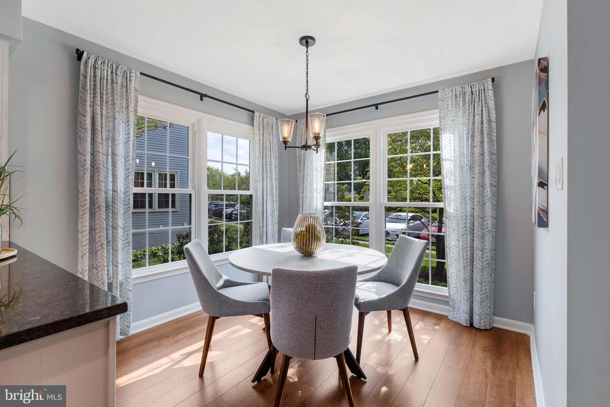 LANDSDOWNE - Residential