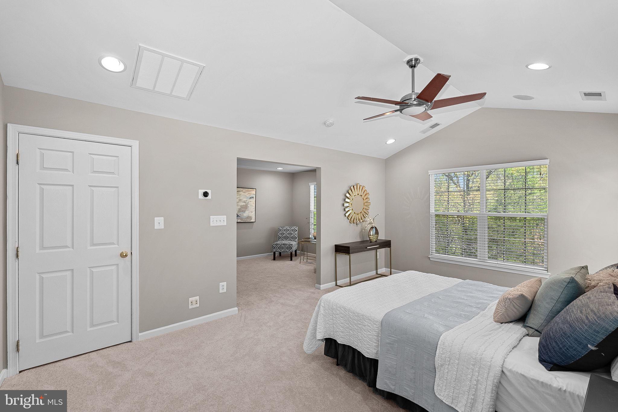 BELMONT COUNTRY CLUB - Residential