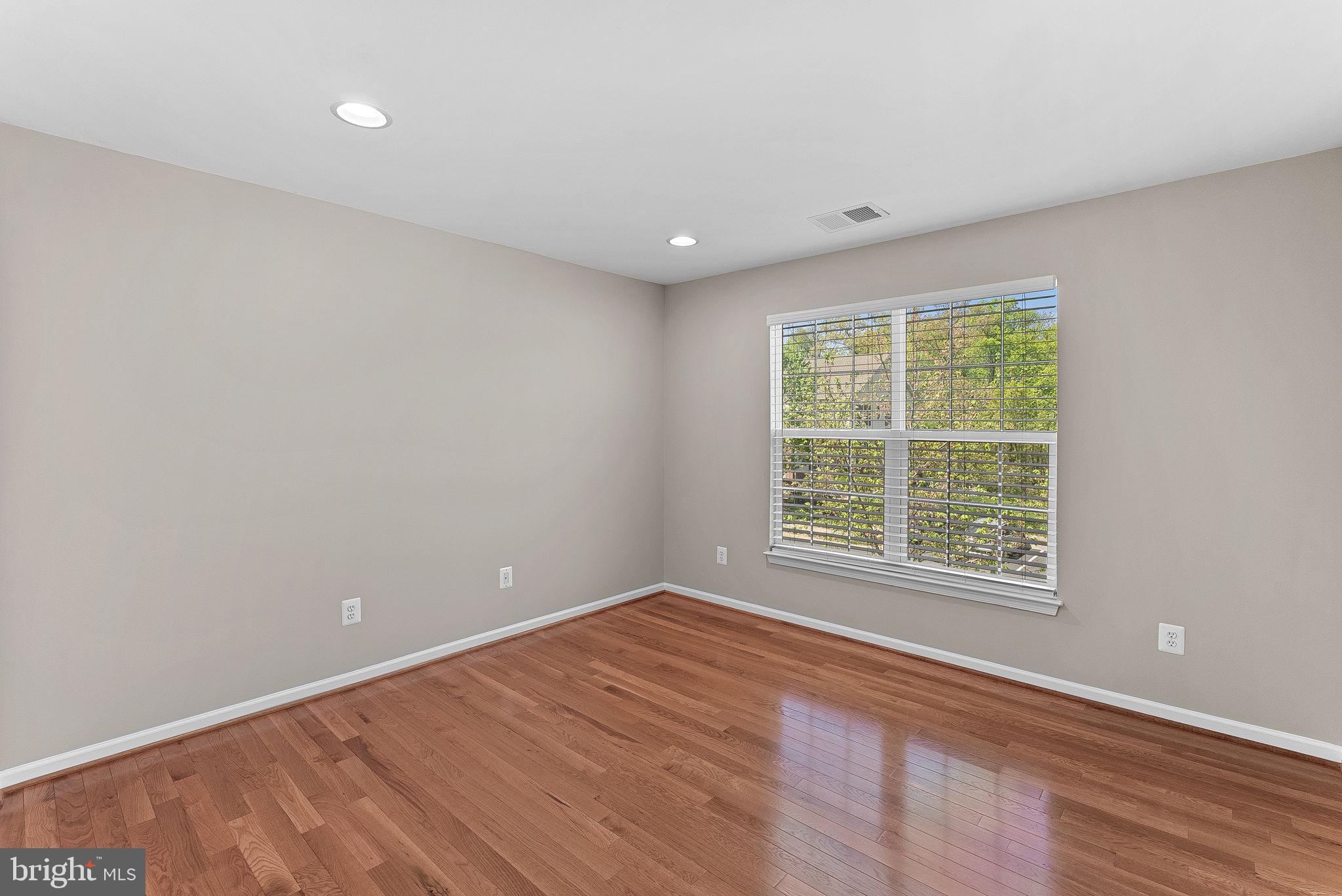 BELMONT COUNTRY CLUB - Residential