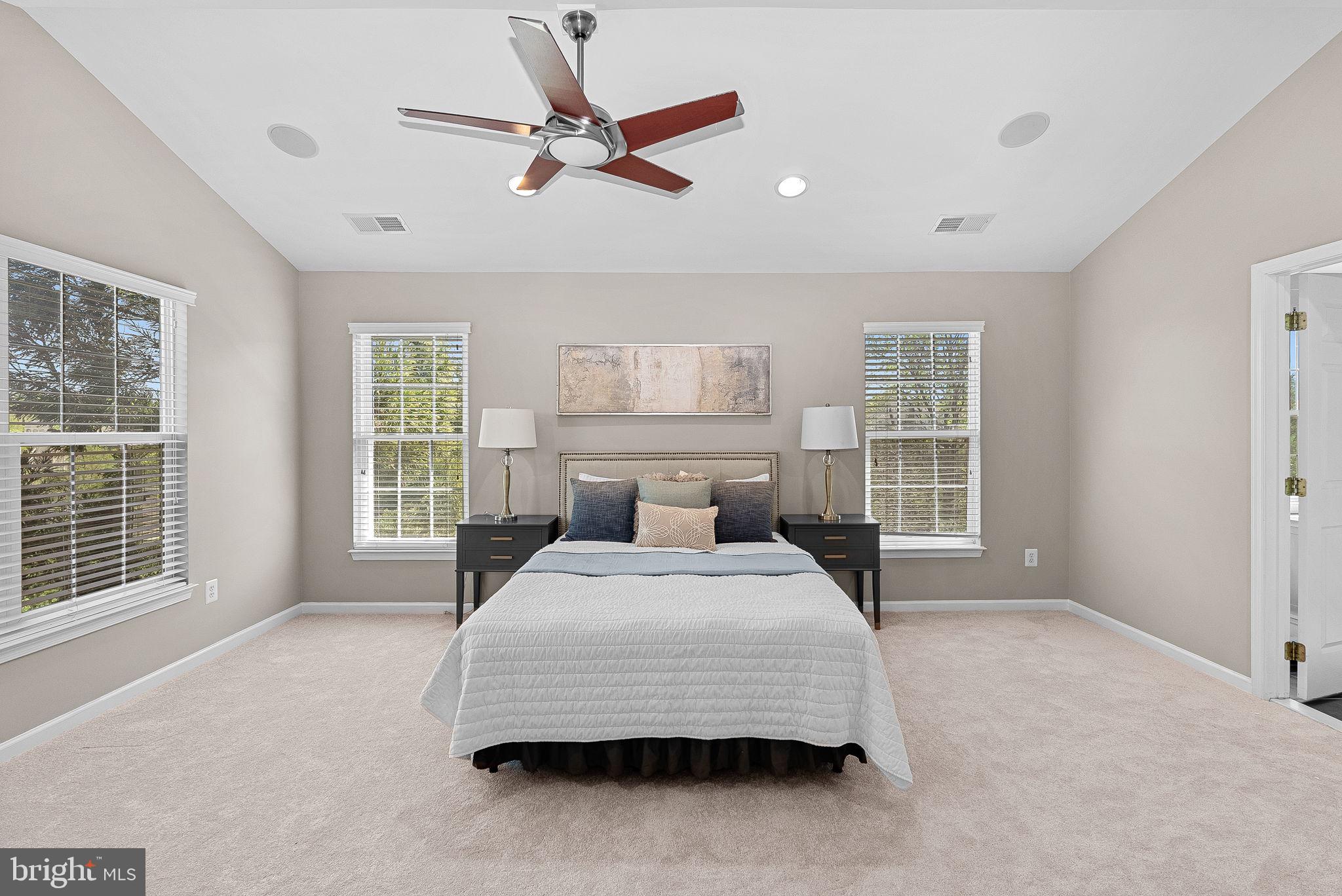 BELMONT COUNTRY CLUB - Residential