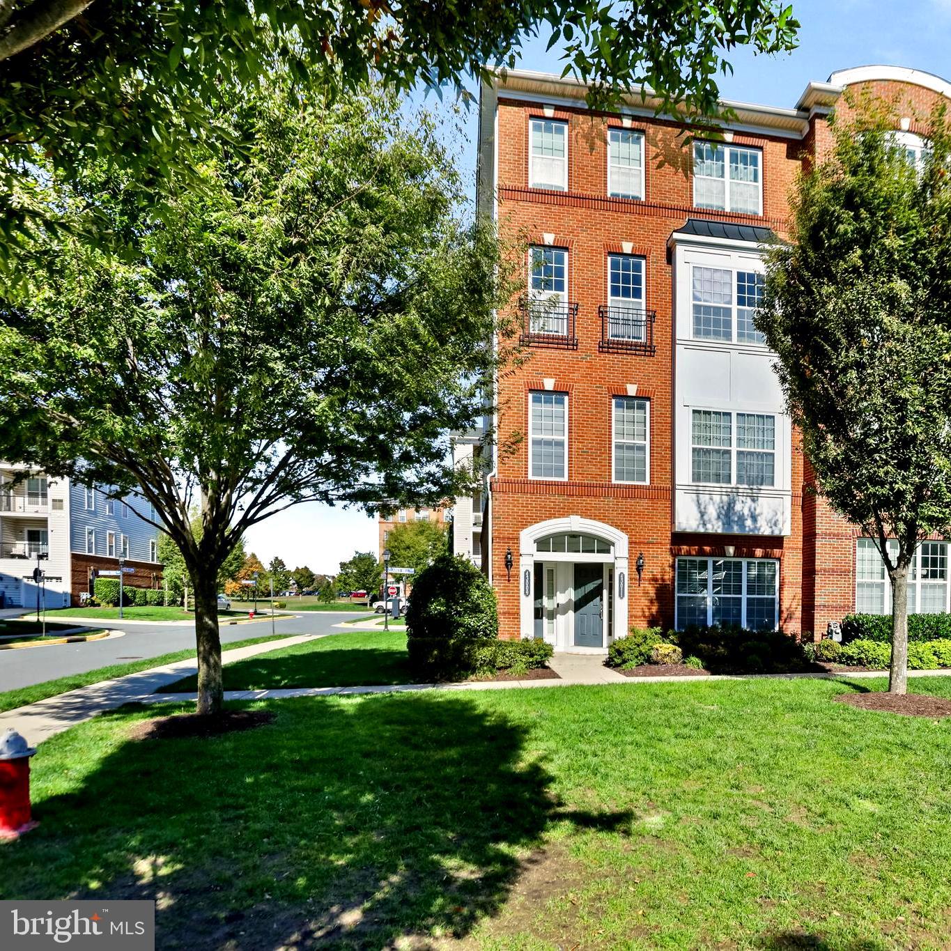 BUCKINGHAM AT LOUDOUN VALLEY - Residential