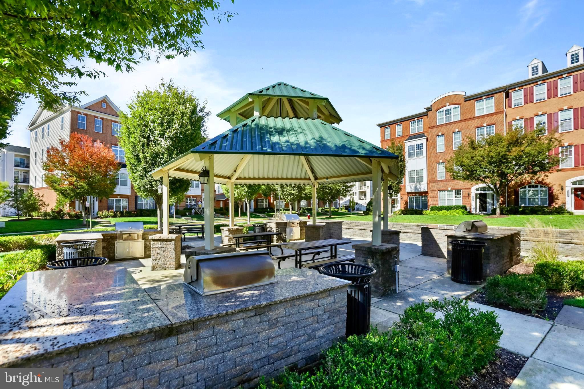 BUCKINGHAM AT LOUDOUN VALLEY - Residential