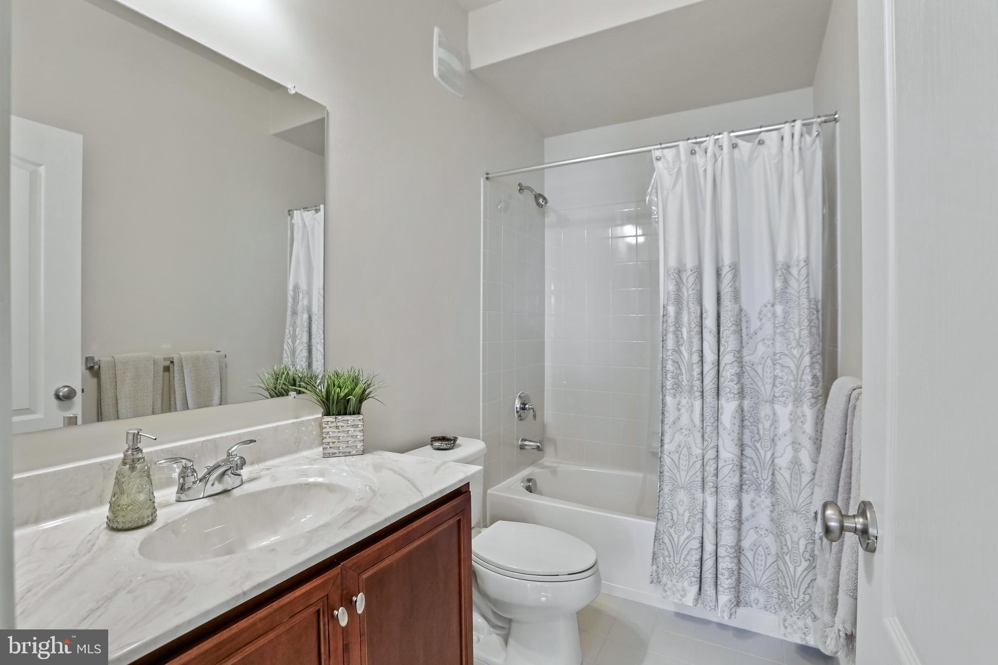 BUCKINGHAM AT LOUDOUN VALLEY - Residential