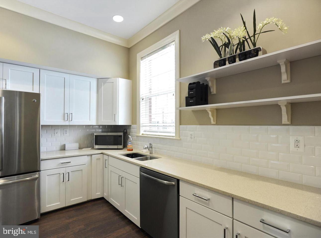 BUCKINGHAM AT LOUDOUN VALLEY - Residential