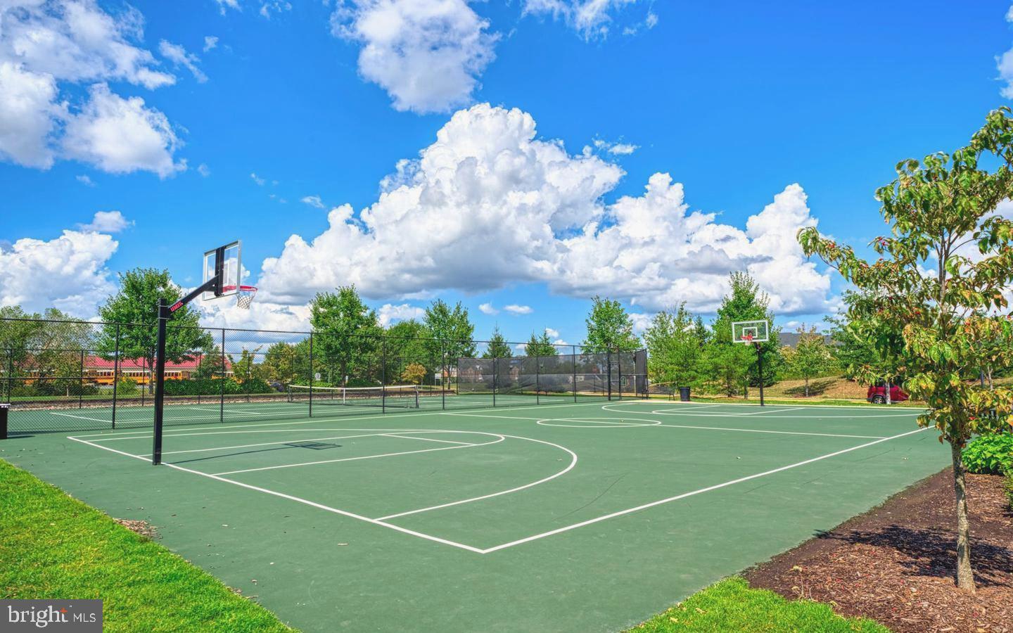 BUCKINGHAM AT LOUDOUN VALLEY - Residential