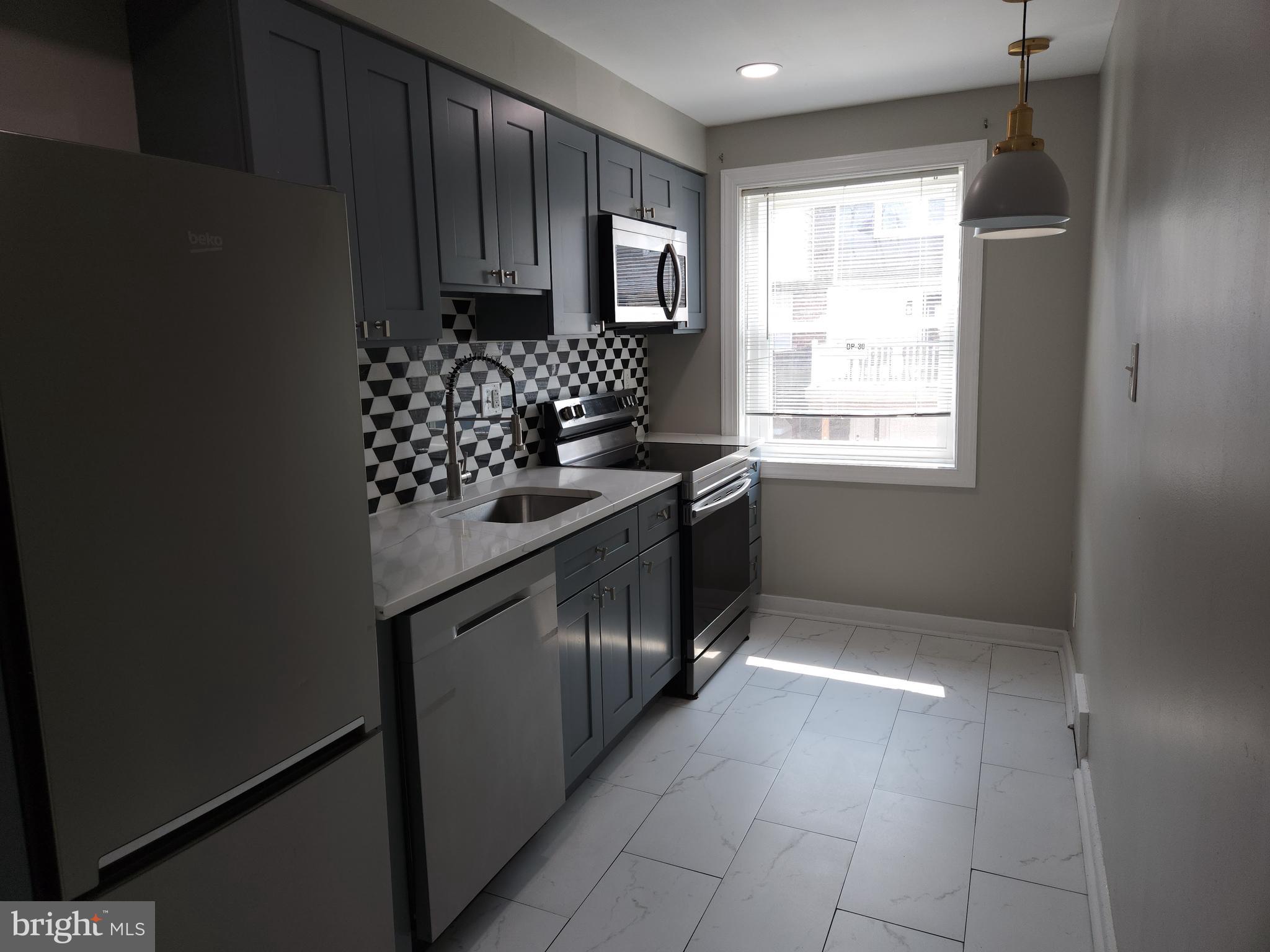 PHILADELPHIA (SOUTHWEST) - Residential Income