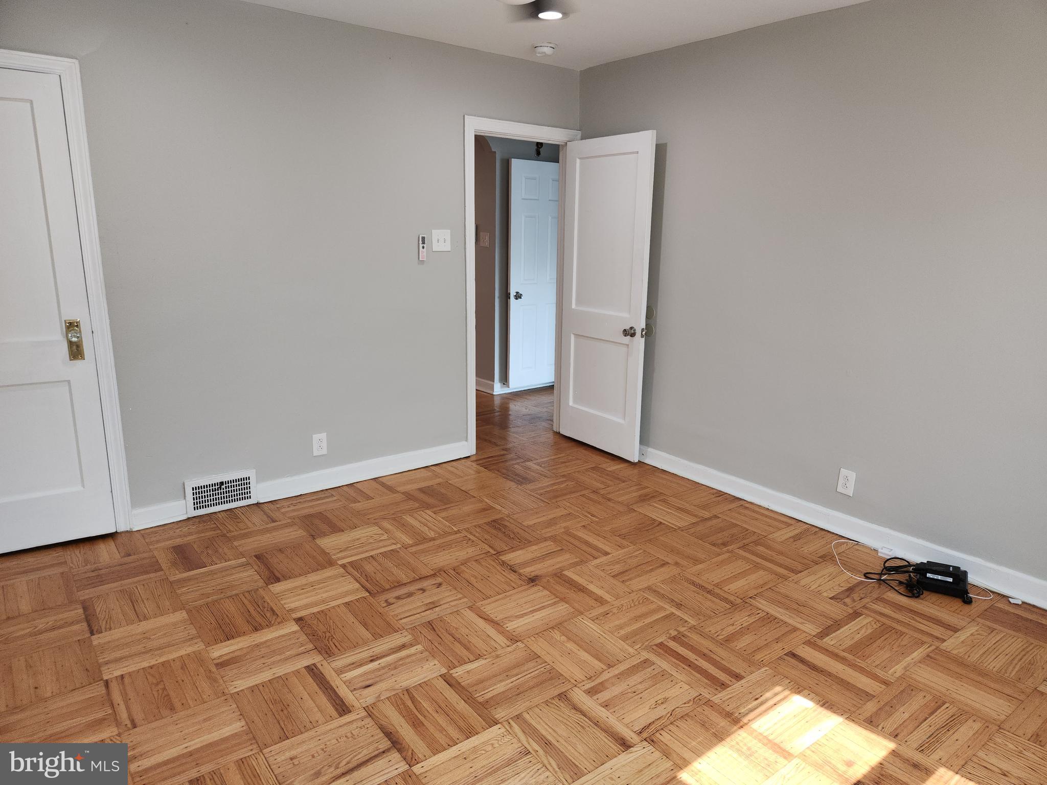 PHILADELPHIA (SOUTHWEST) - Residential Income