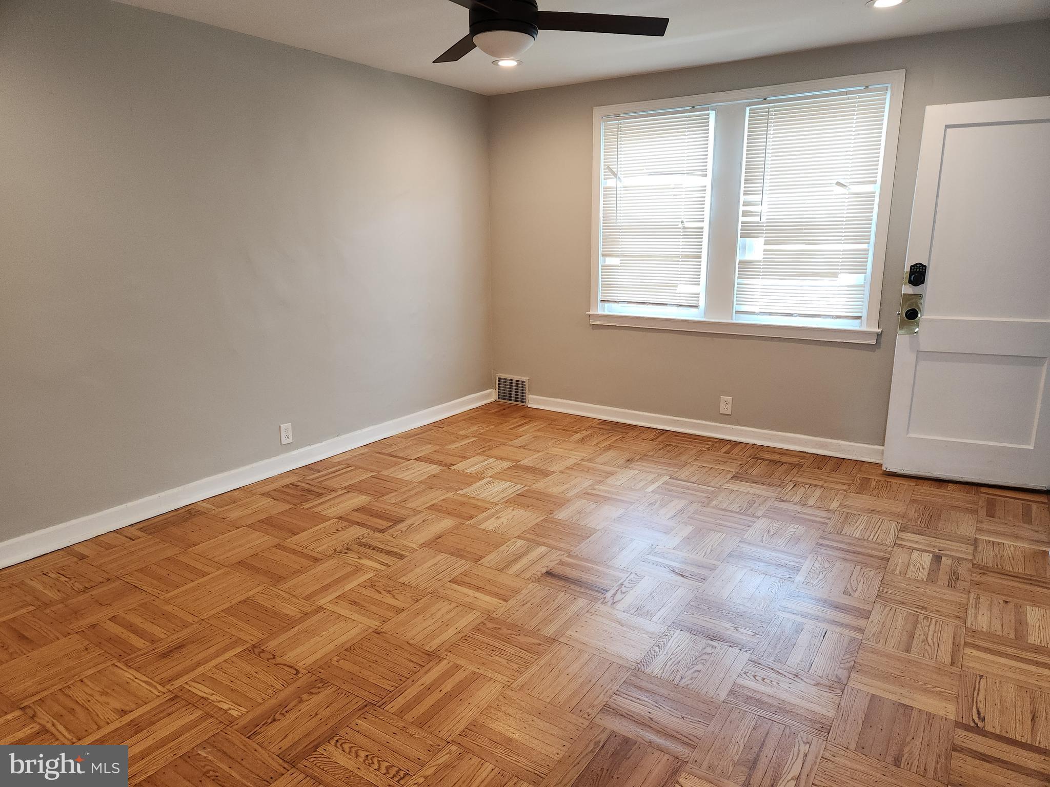 PHILADELPHIA (SOUTHWEST) - Residential Income