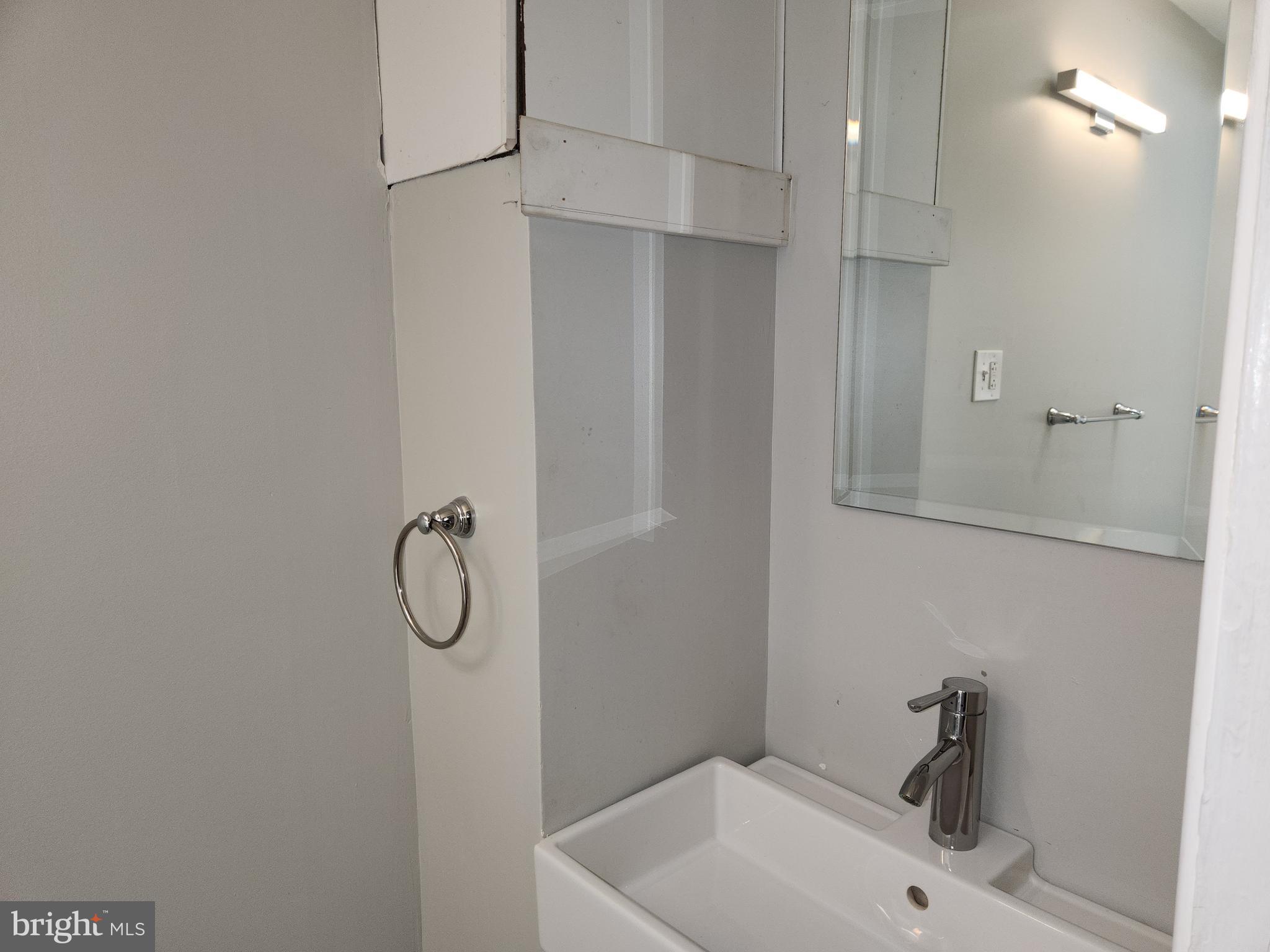 PHILADELPHIA (SOUTHWEST) - Residential Income