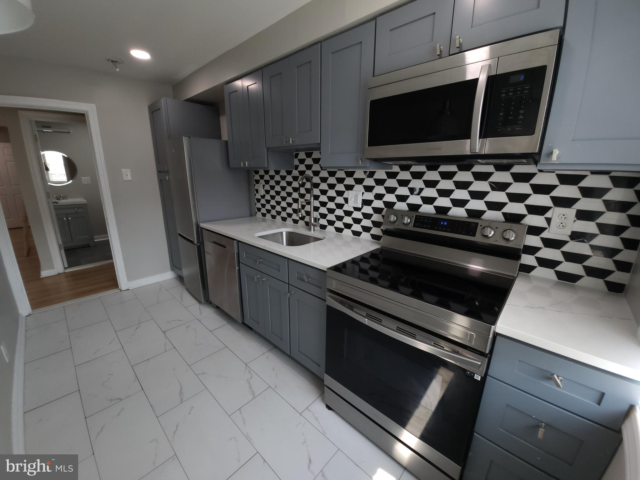 PHILADELPHIA (SOUTHWEST) - Residential Income