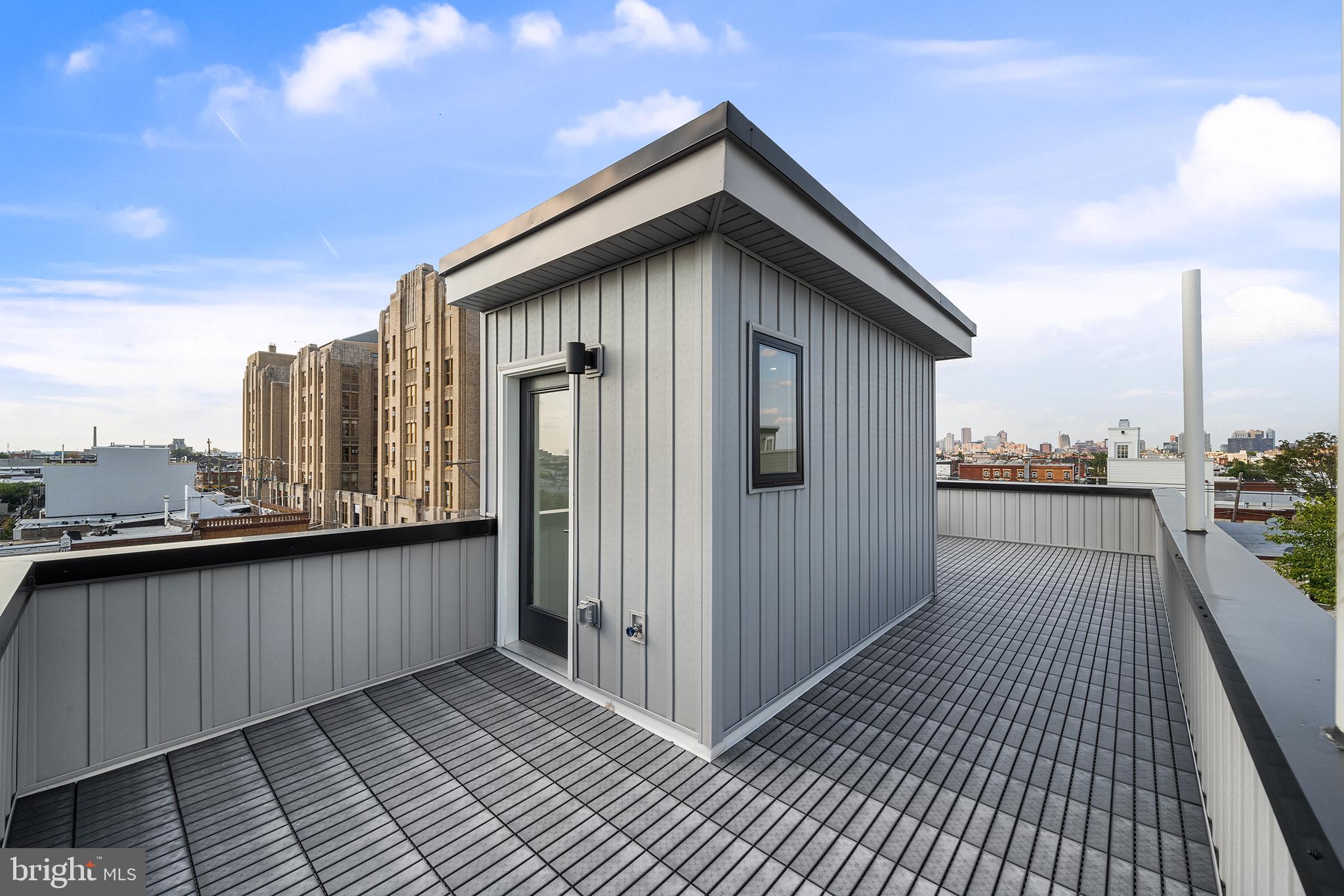 DICKINSON NARROWS - Residential