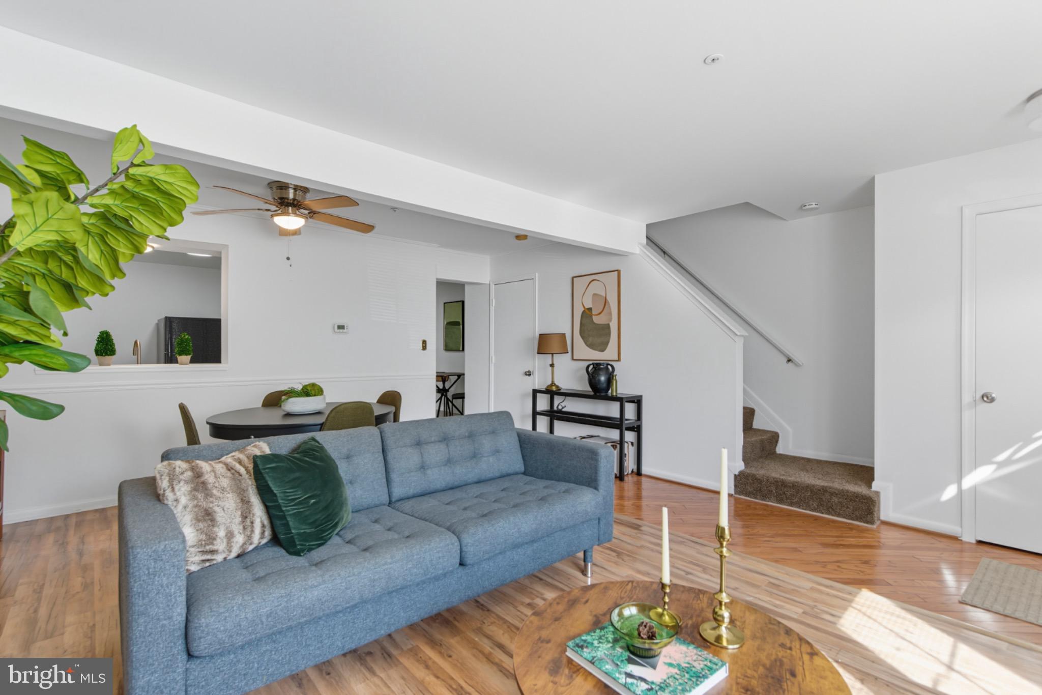 CHASE MANOR - Residential