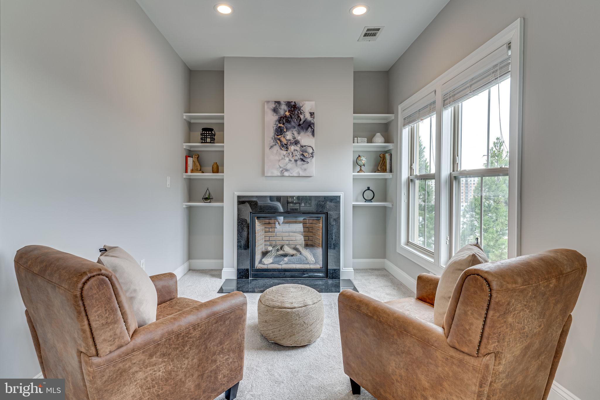 POTOMAC OVERLOOK AT NATIONAL HARBOR - Residential