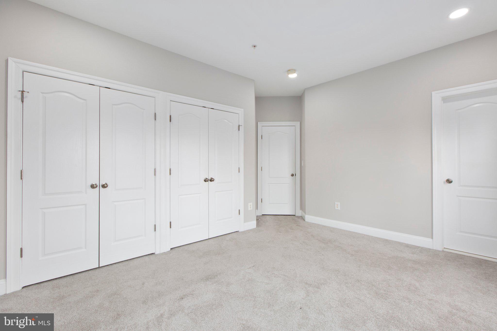 POTOMAC OVERLOOK AT NATIONAL HARBOR - Residential