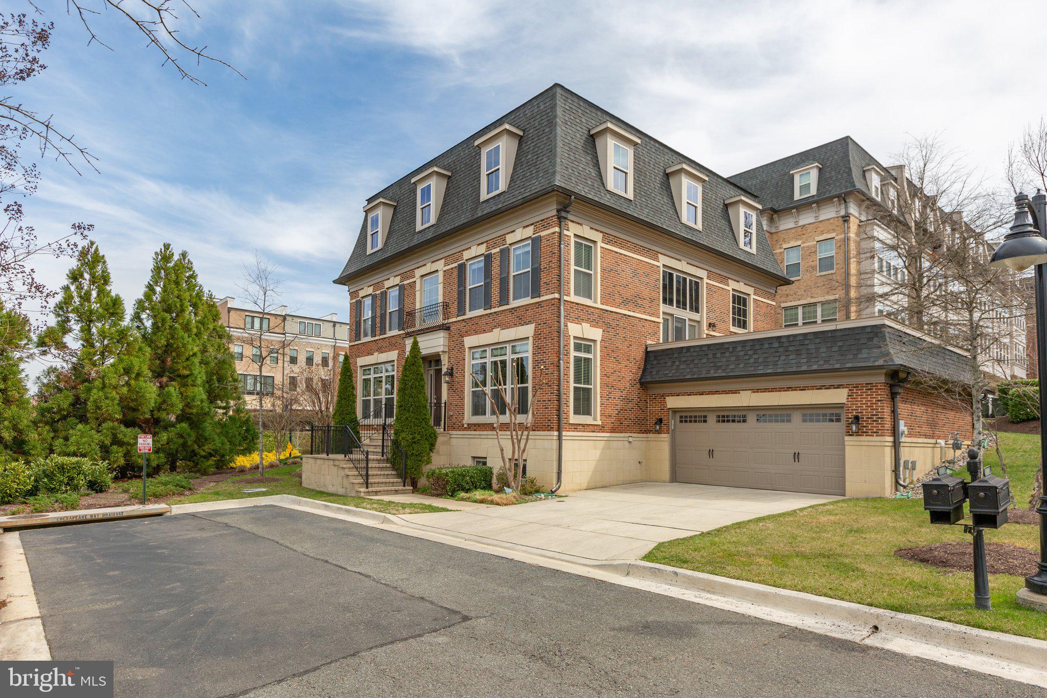 POTOMAC OVERLOOK AT NATIONAL HARBOR - Residential