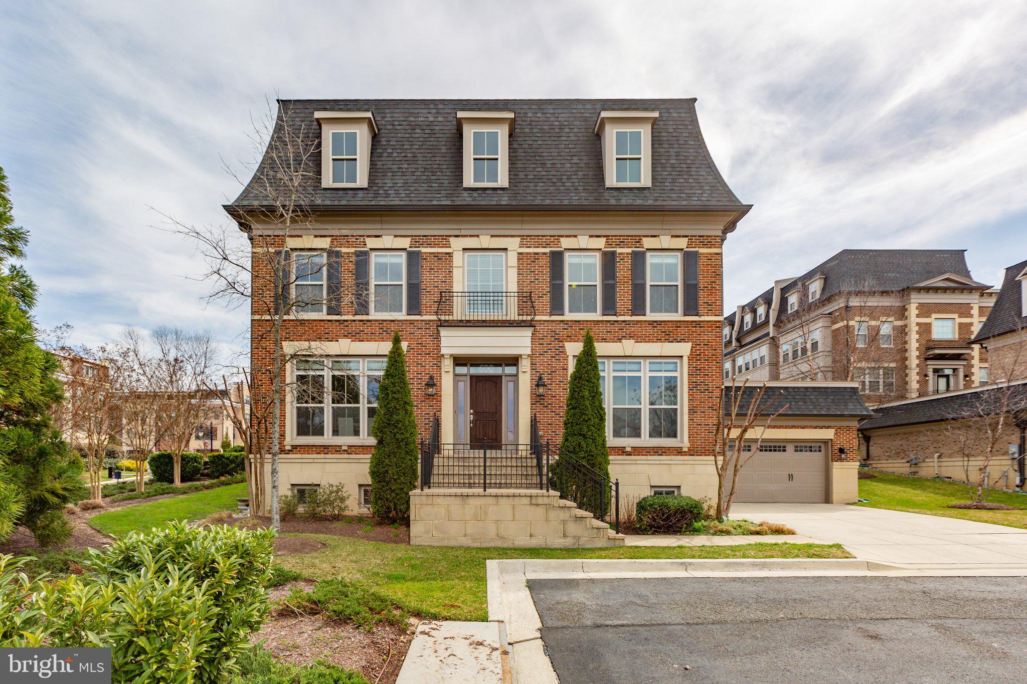 POTOMAC OVERLOOK AT NATIONAL HARBOR - Residential