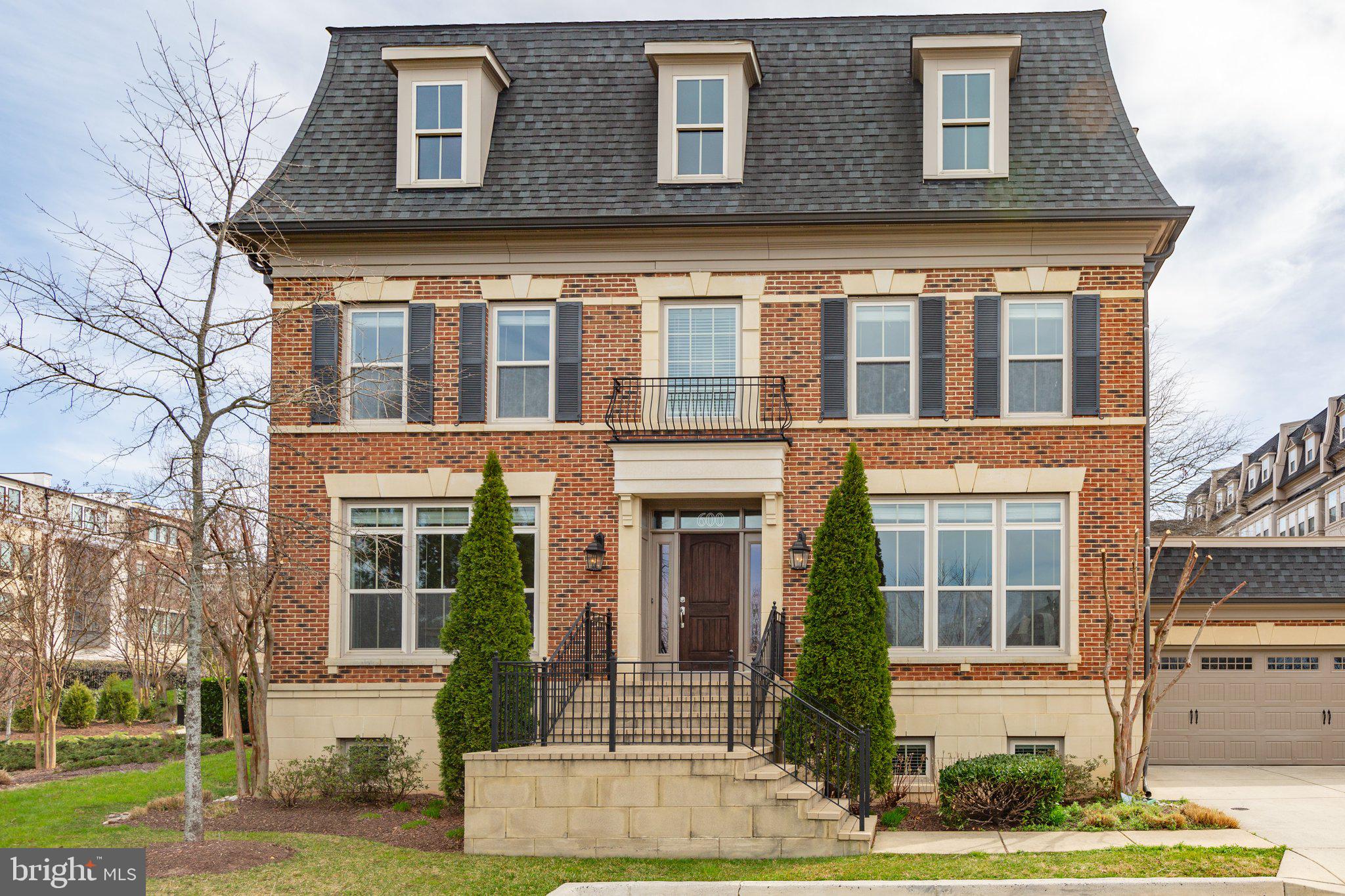 POTOMAC OVERLOOK AT NATIONAL HARBOR - Residential