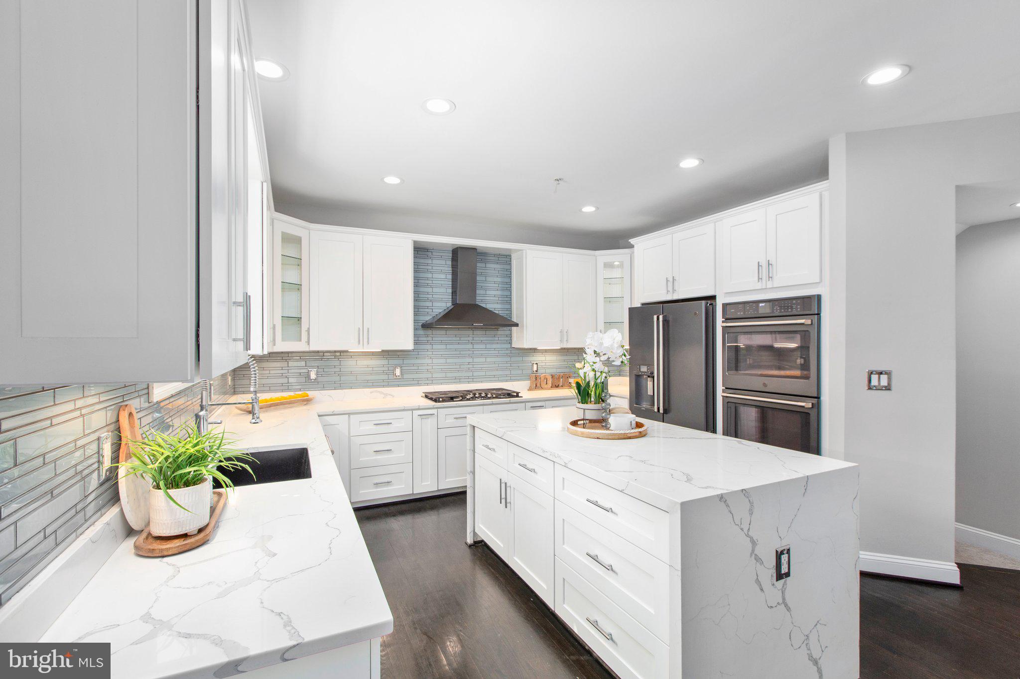 POTOMAC OVERLOOK AT NATIONAL HARBOR - Residential