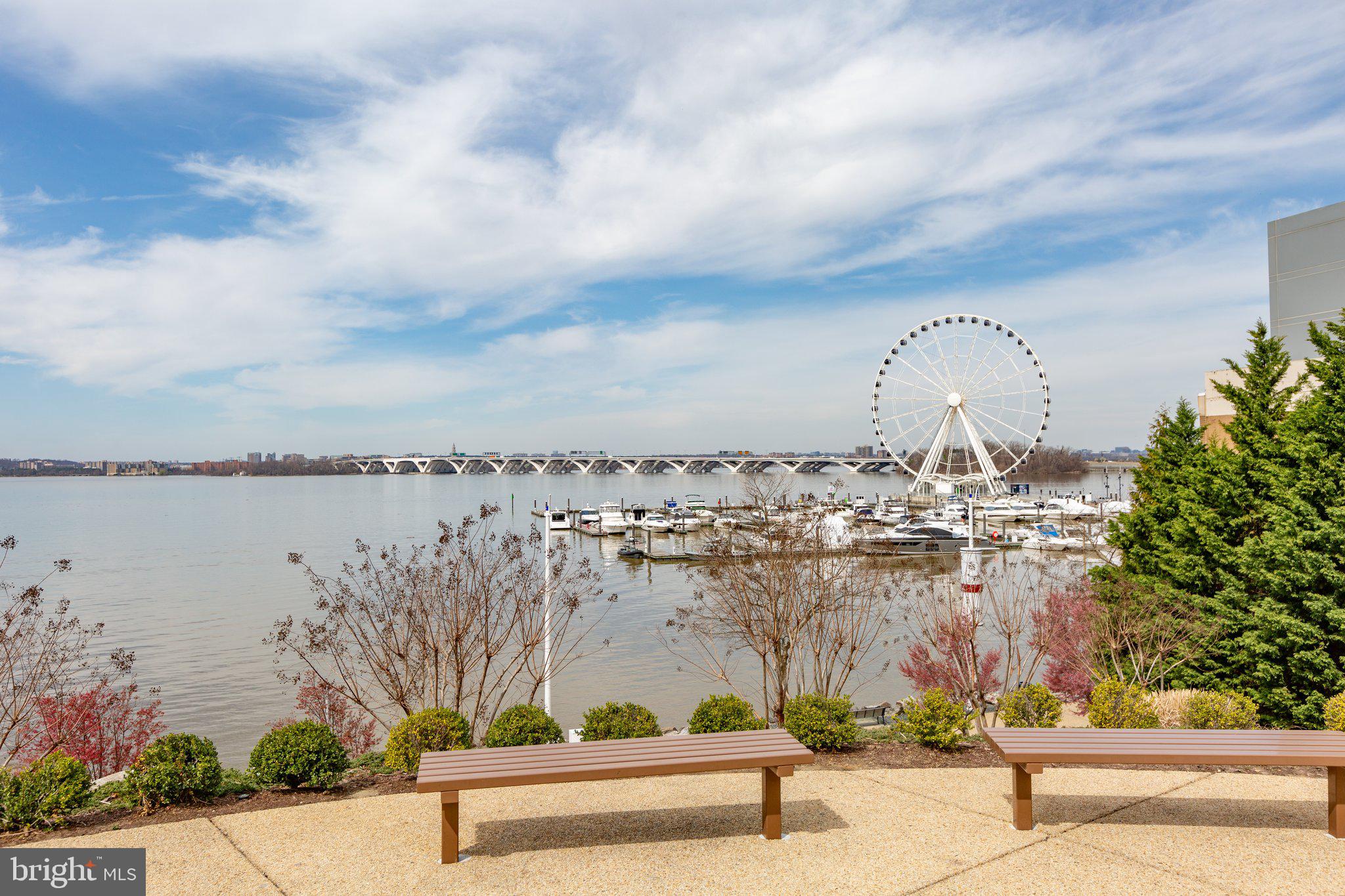 POTOMAC OVERLOOK AT NATIONAL HARBOR - Residential
