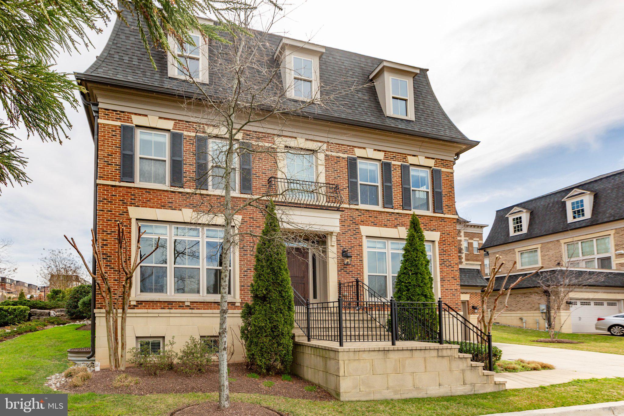 POTOMAC OVERLOOK AT NATIONAL HARBOR - Residential