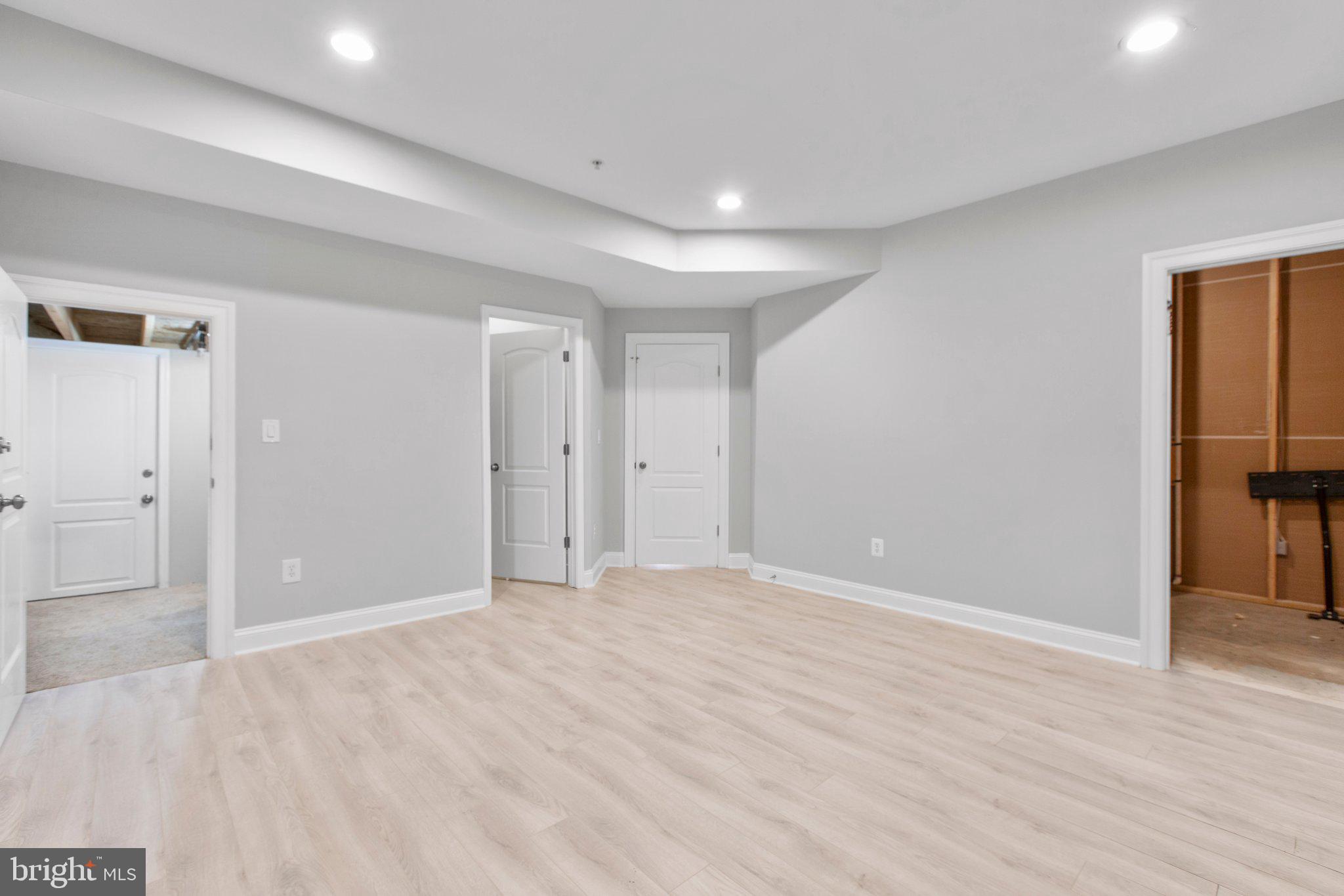 POTOMAC OVERLOOK AT NATIONAL HARBOR - Residential