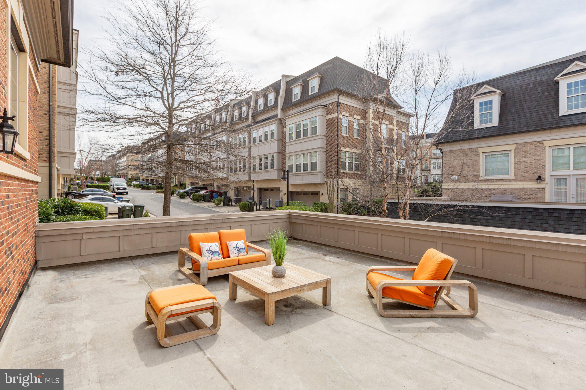 POTOMAC OVERLOOK AT NATIONAL HARBOR - Residential