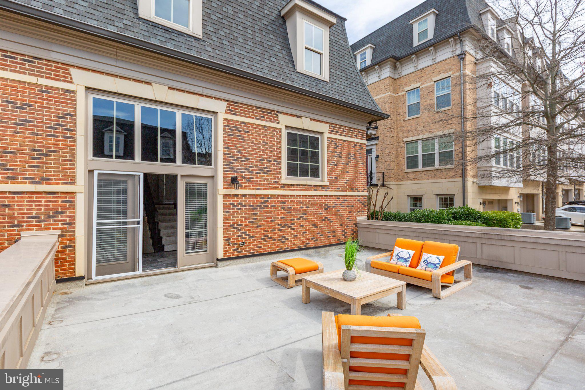 POTOMAC OVERLOOK AT NATIONAL HARBOR - Residential