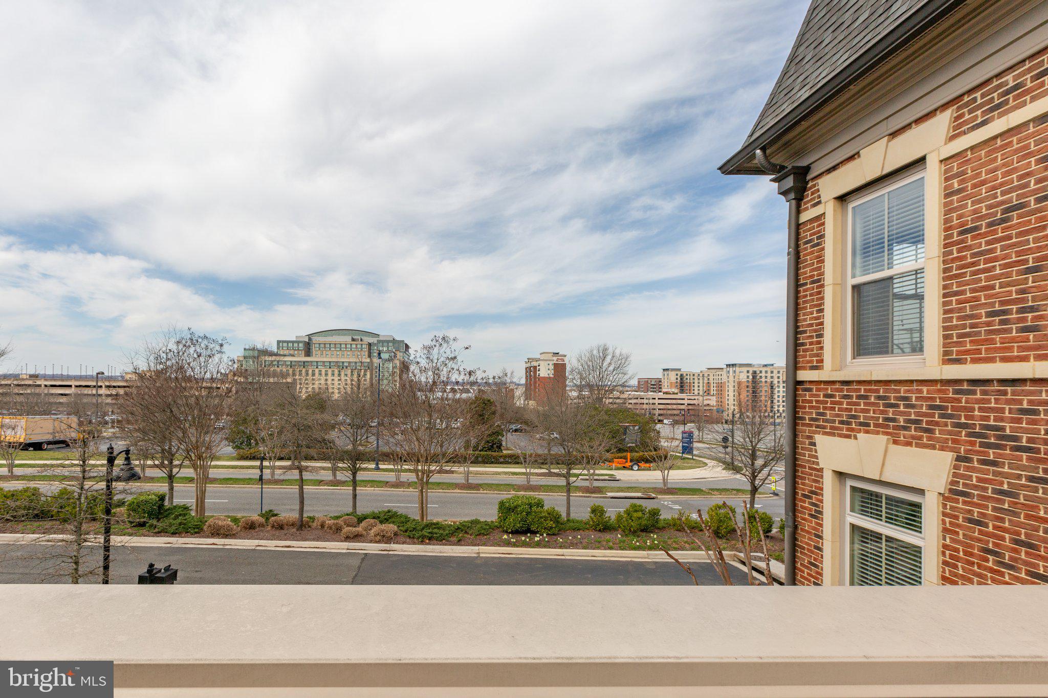 POTOMAC OVERLOOK AT NATIONAL HARBOR - Residential