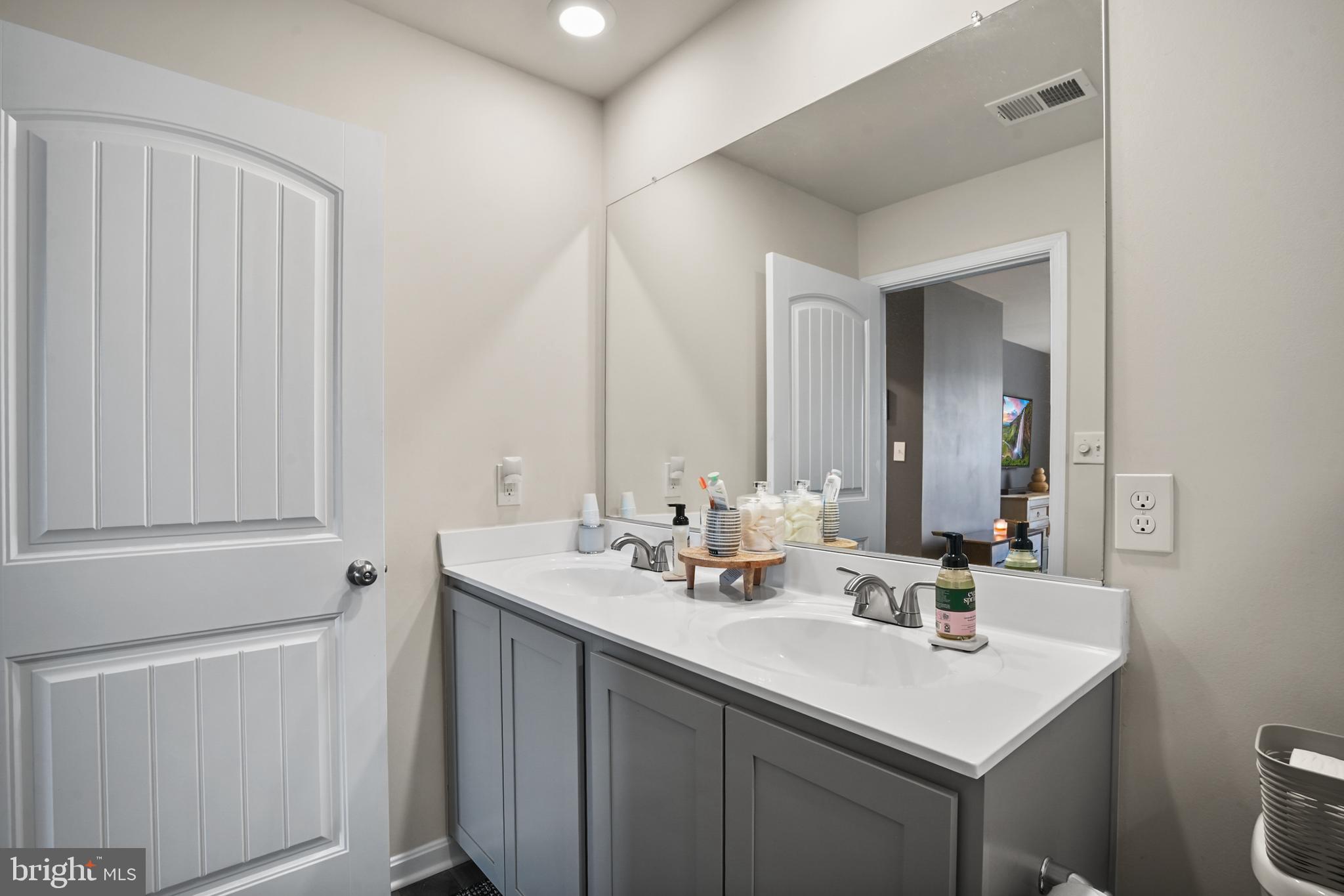 SOMERSET LANDING - Residential