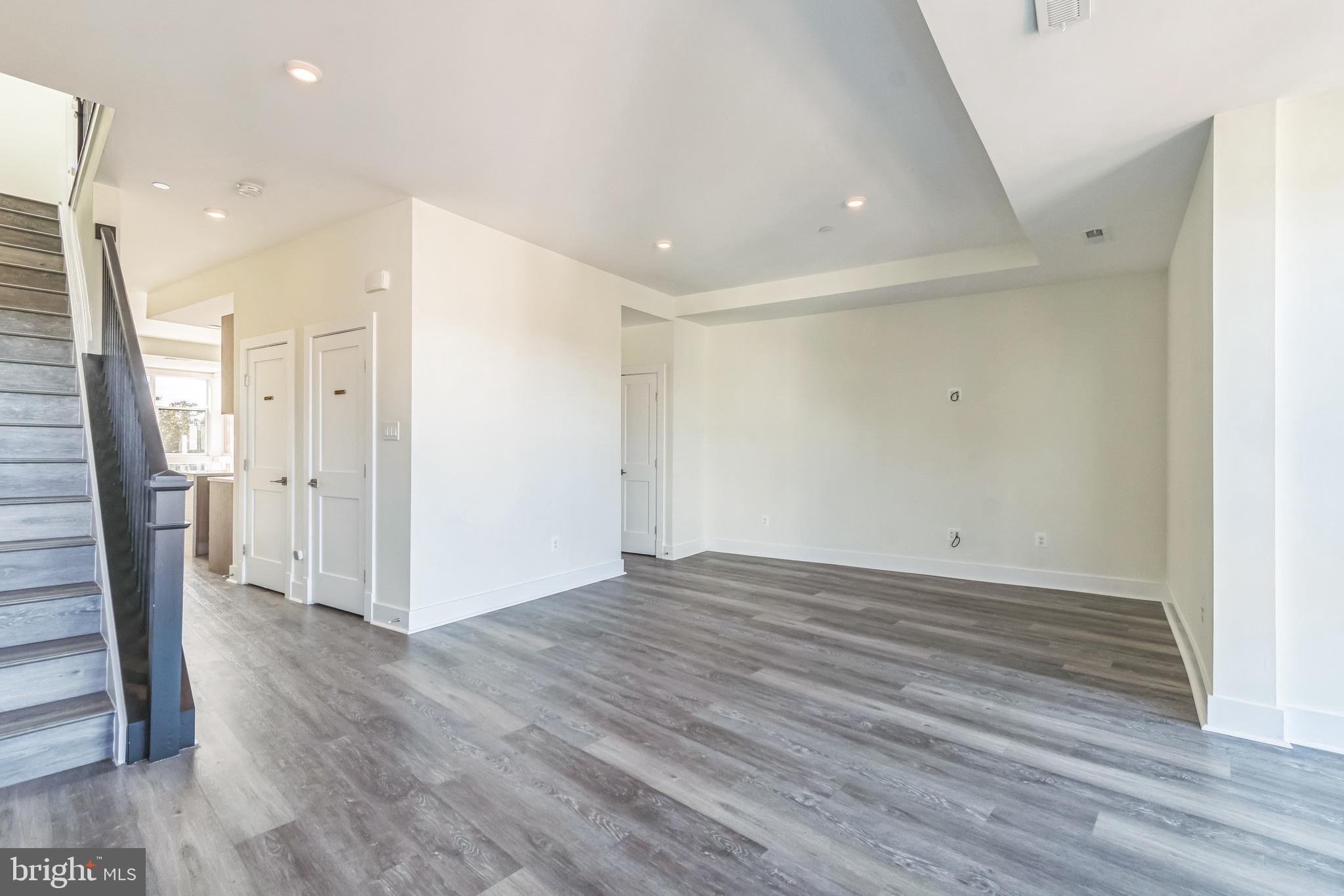 DOUGLAS PARK - Residential Lease