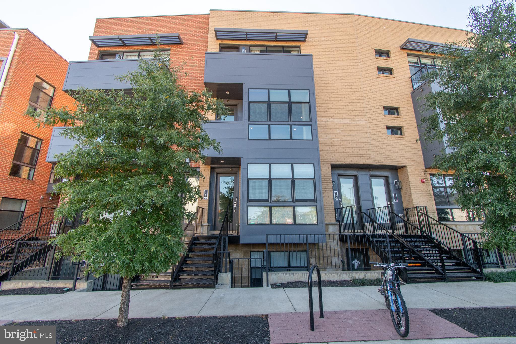 DOUGLAS PARK - Residential Lease