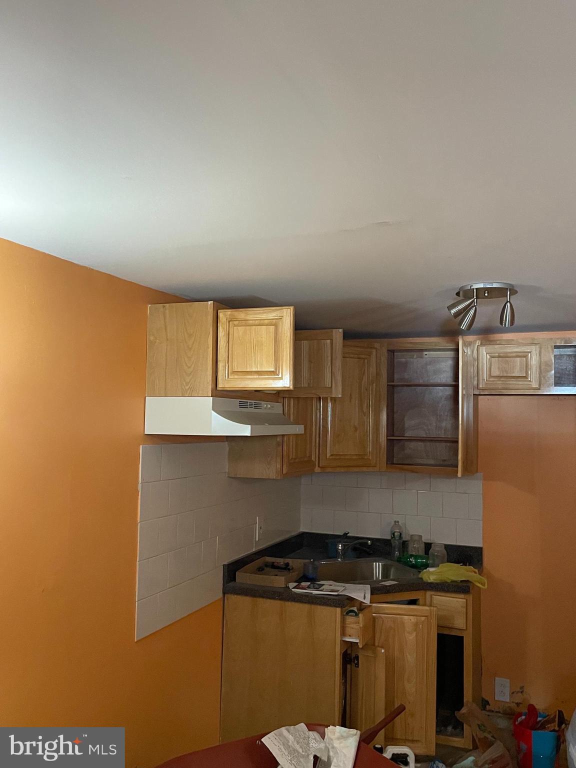 PHILADELPHIA (SOUTHWEST) - Residential