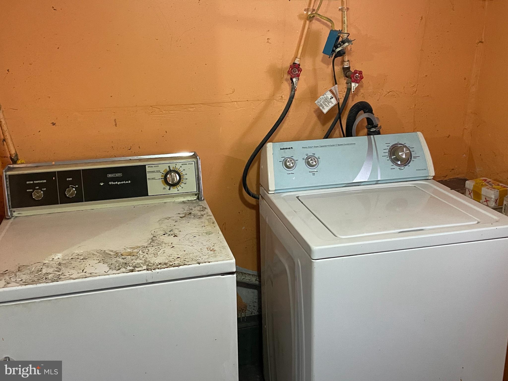 PHILADELPHIA (SOUTHWEST) - Residential