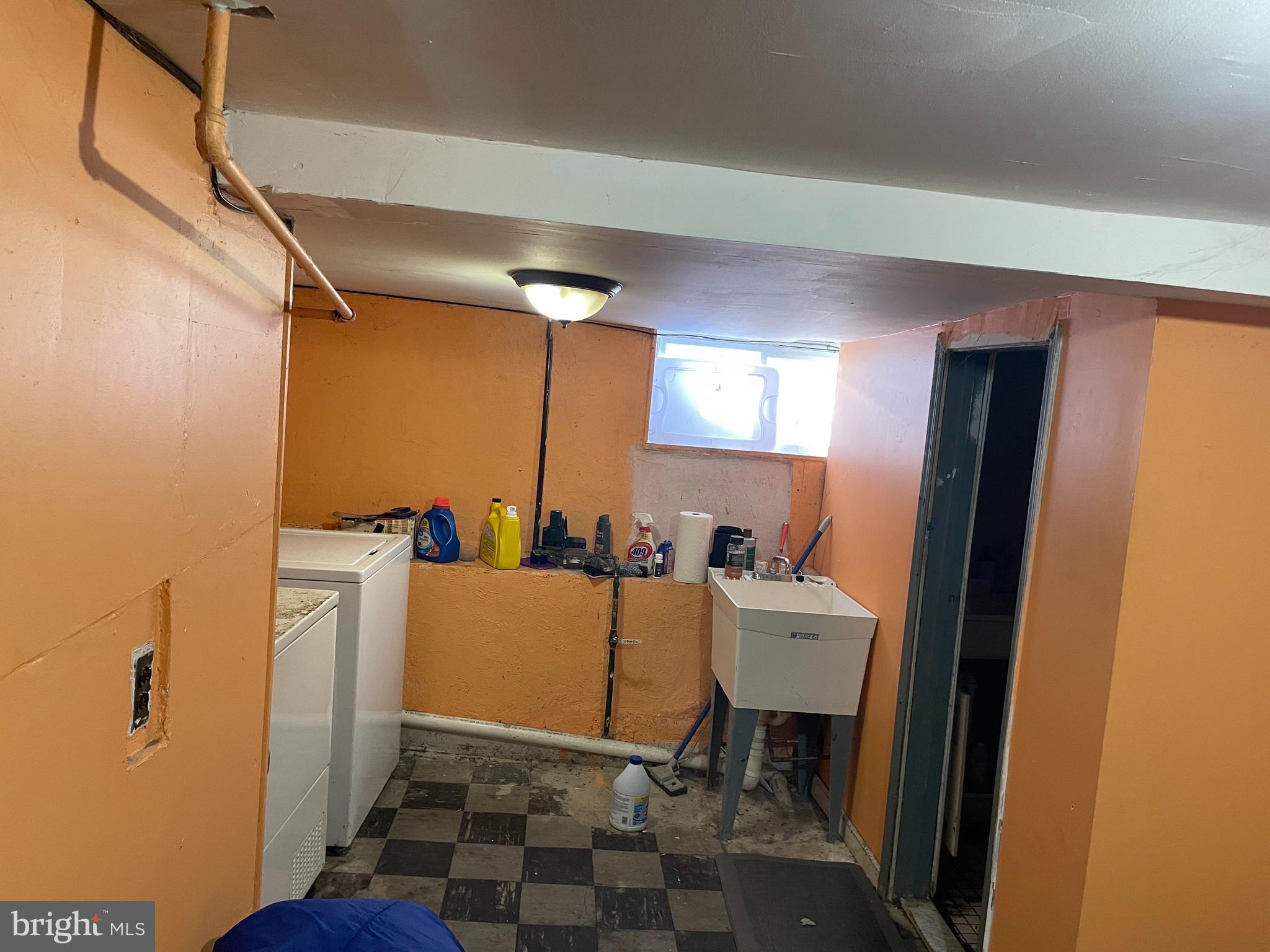 PHILADELPHIA (SOUTHWEST) - Residential