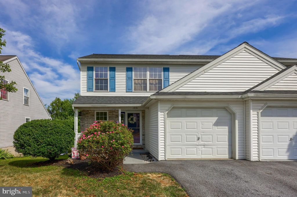 Photo of 1051 Sterling Place, Lancaster, PA 17603 (MLS # PALA2053086)
