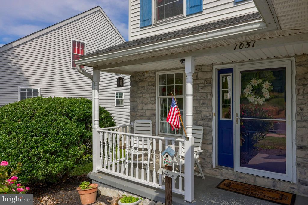 Photo of 1051 Sterling Place, Lancaster, PA 17603 (MLS # PALA2053086)