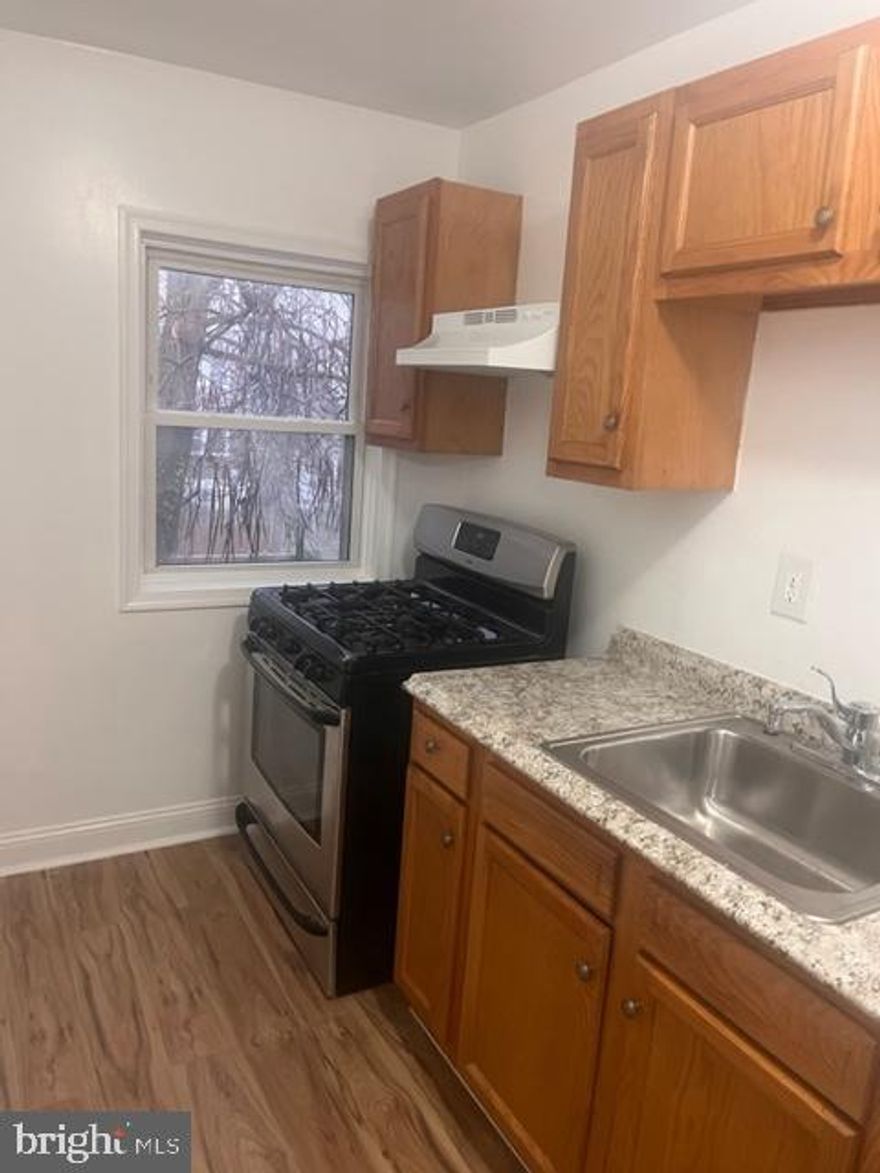 Completely renovated and upgraded 1 bed 1 bath home. This is multiunit and a 2 bed room unit exists below.