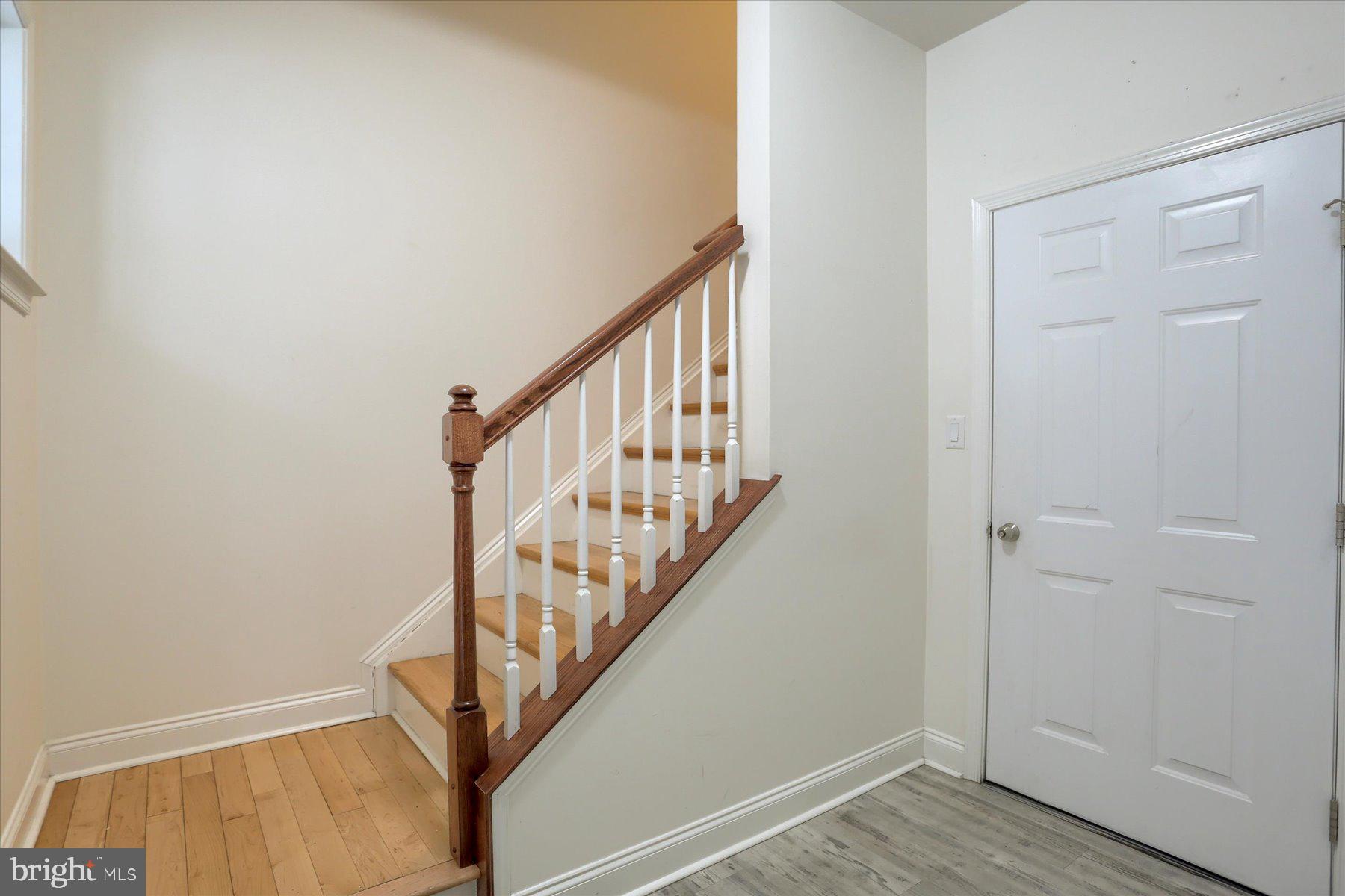 DEER RUN COMMONS - Residential
