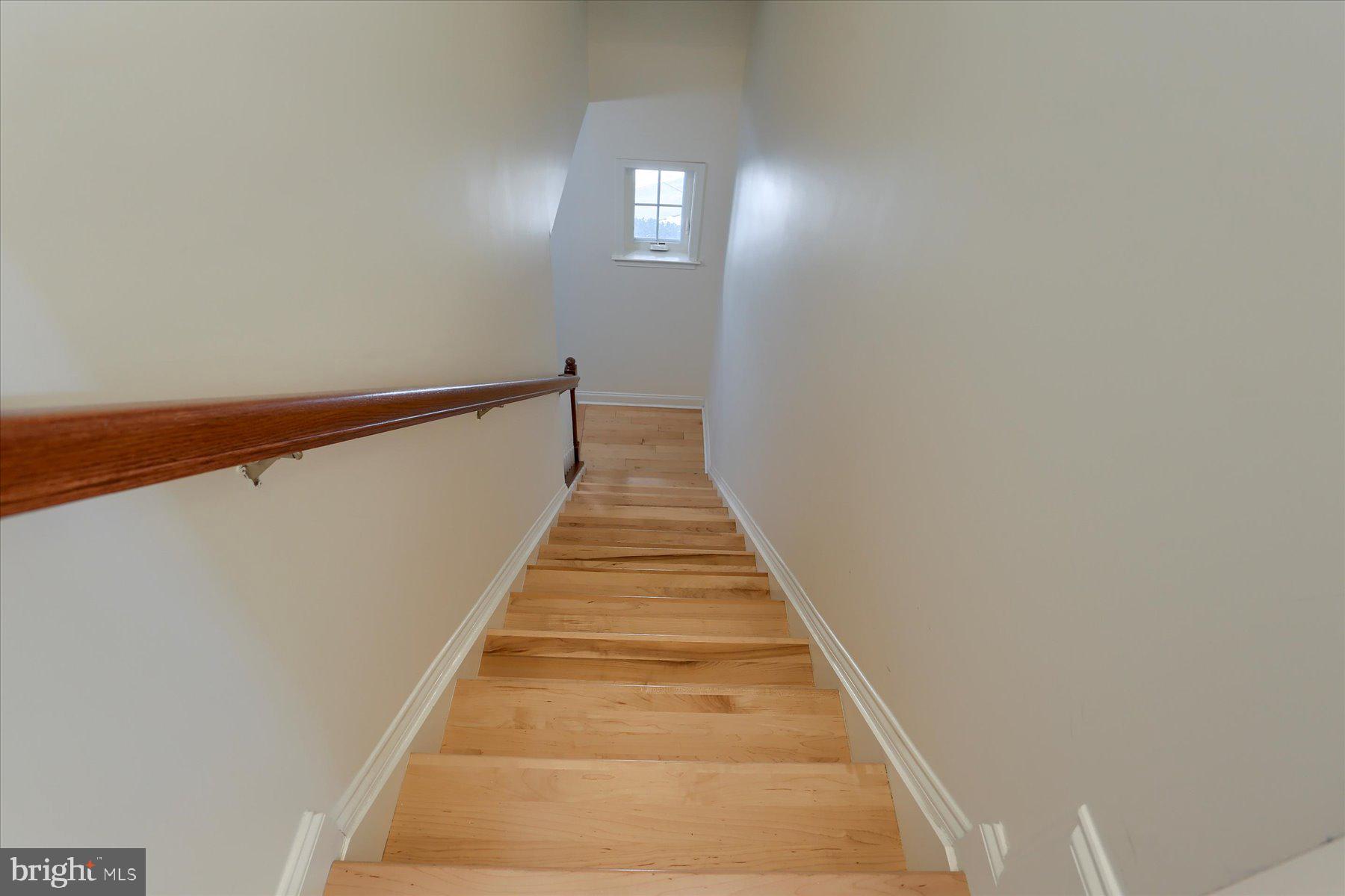 DEER RUN COMMONS - Residential