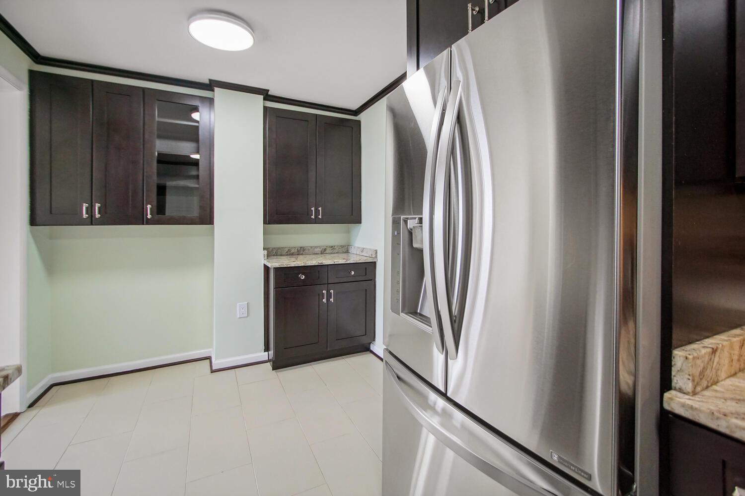 10201 GROSVENOR PLACE 1401