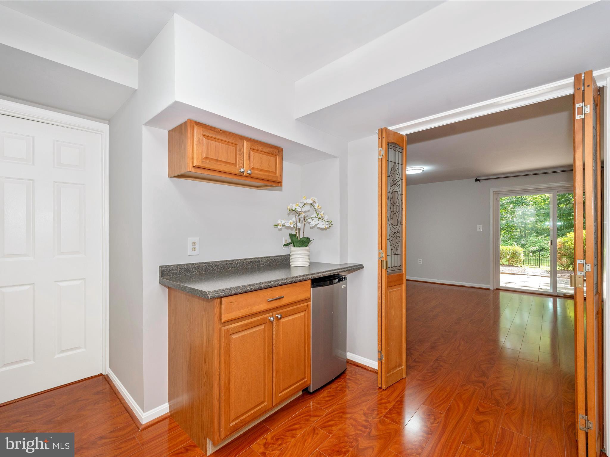 SHADOW OAK - Residential