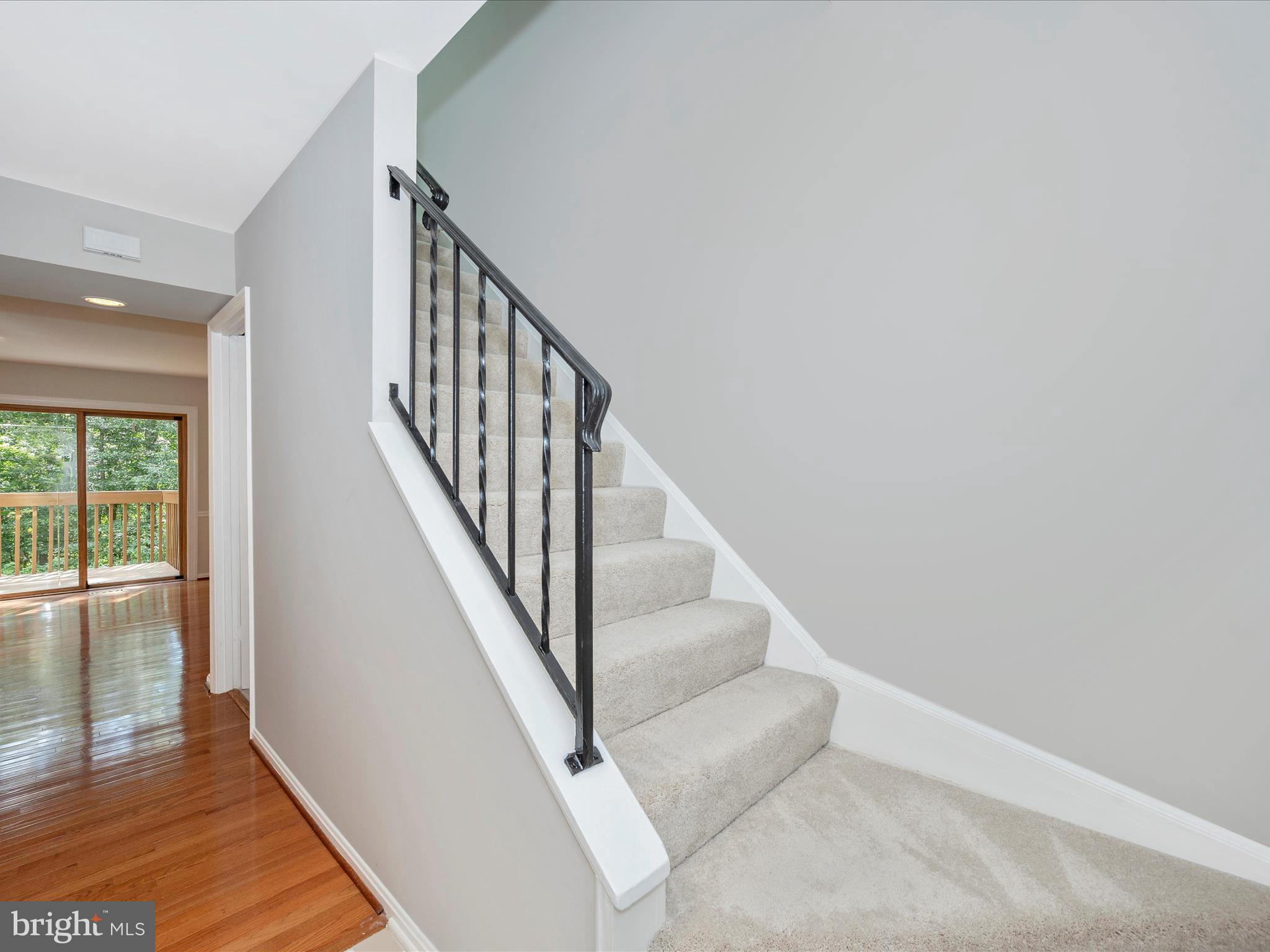 SHADOW OAK - Residential