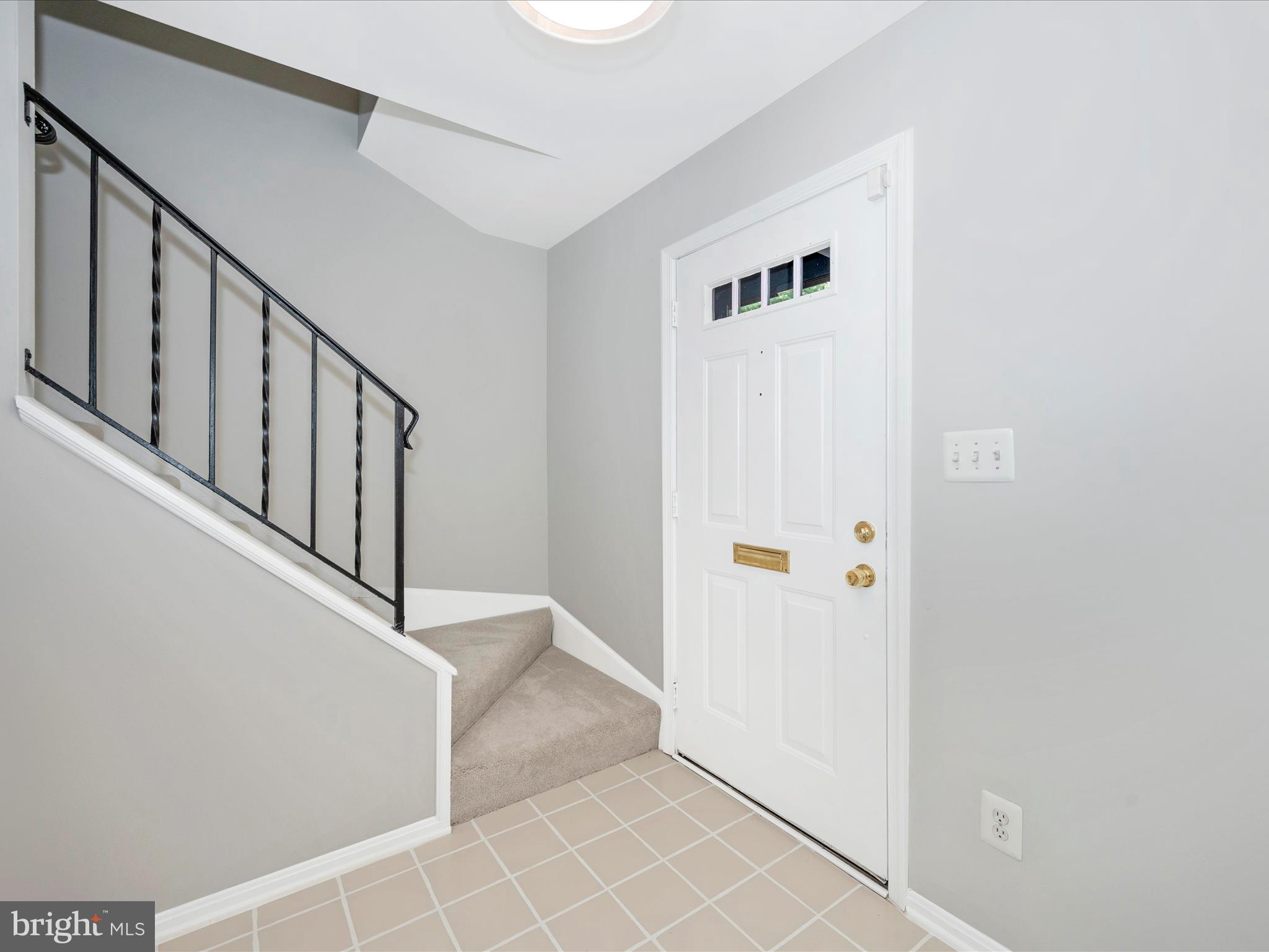 SHADOW OAK - Residential