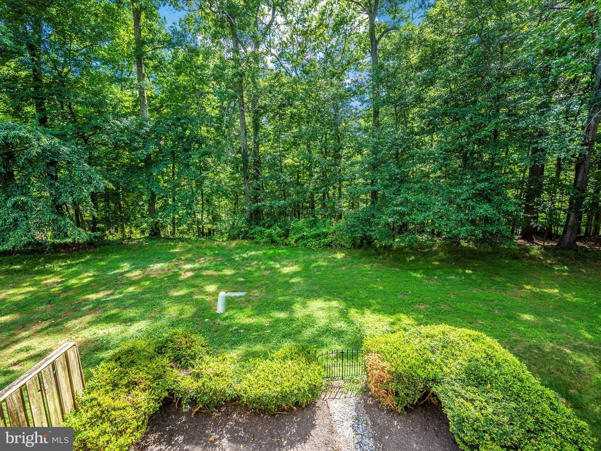 SHADOW OAK - Residential