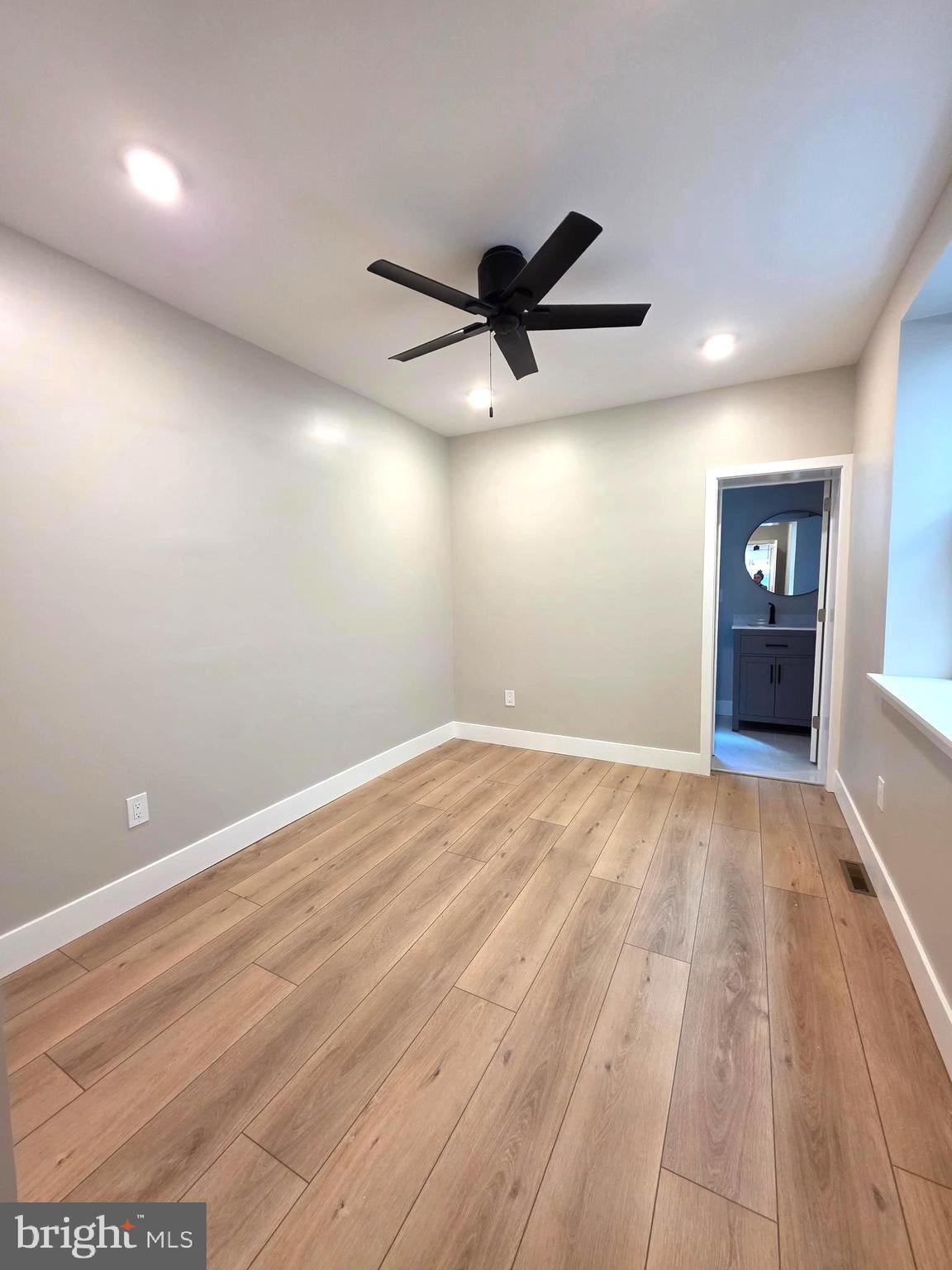 1324 S 9TH STREET 1F