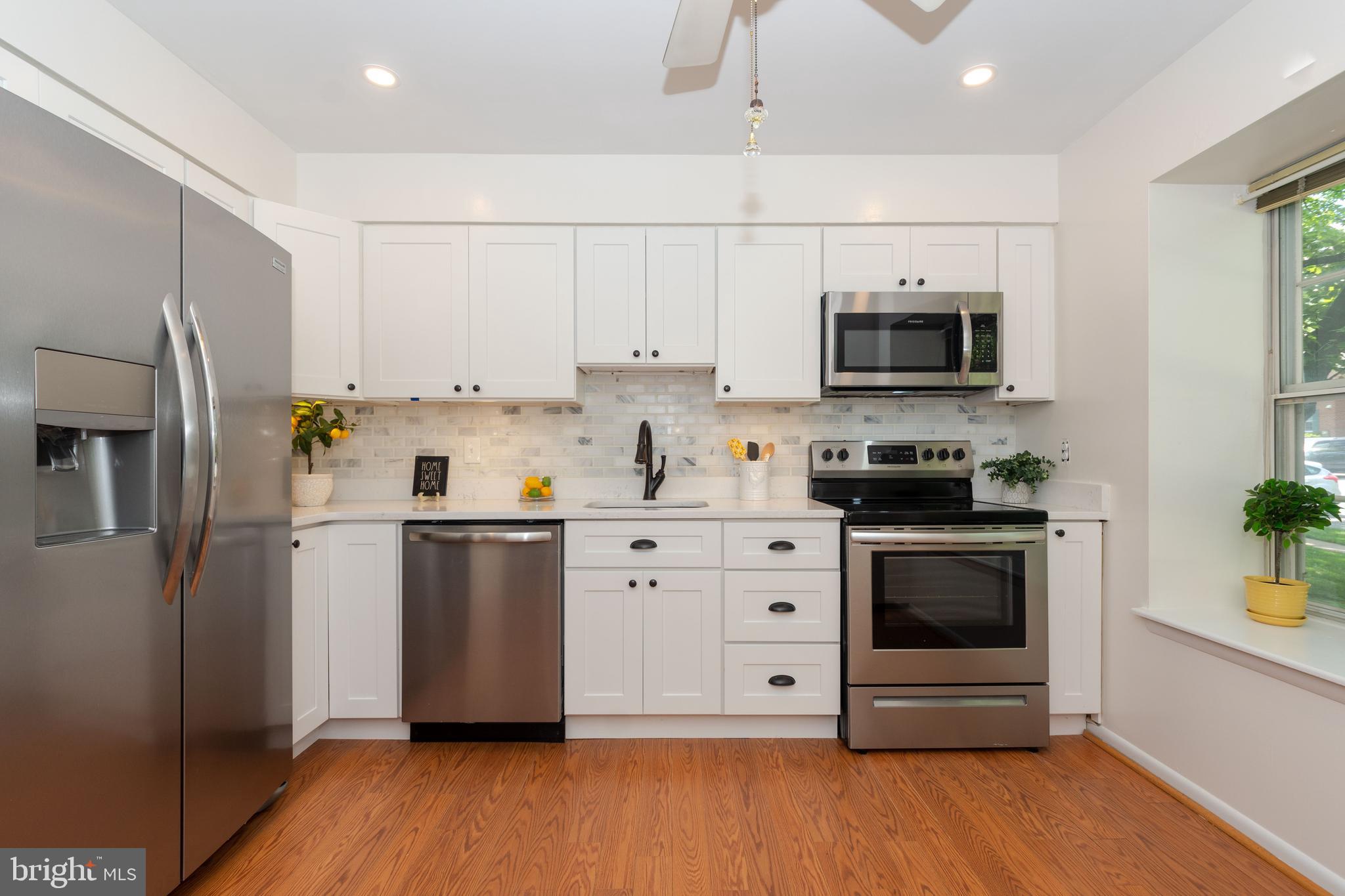 MAYS CHAPEL VILLAGE - Residential