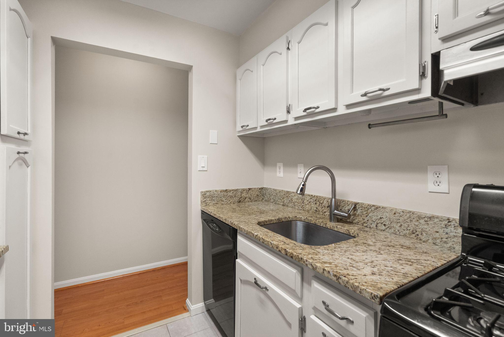 BURKE COVE - Residential